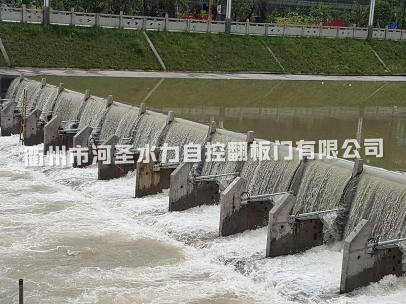 液壓翻板閘門(mén)-08
