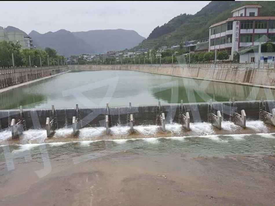 筠連縣定水河城區(qū)第四、第五級翻板攔水閘